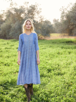 שמלת פרח כחול