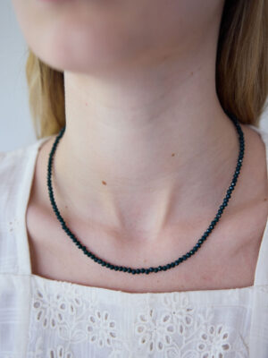 שרשרת שובל כחול כהה