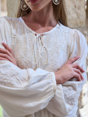 שמלת פרת שמנת